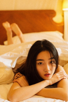 月满霜河